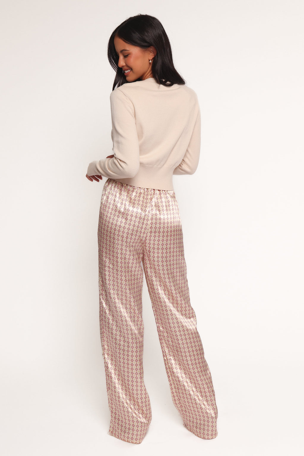 Gerade geschnittene Hose – Bernsteingelbes geometrisches Muster