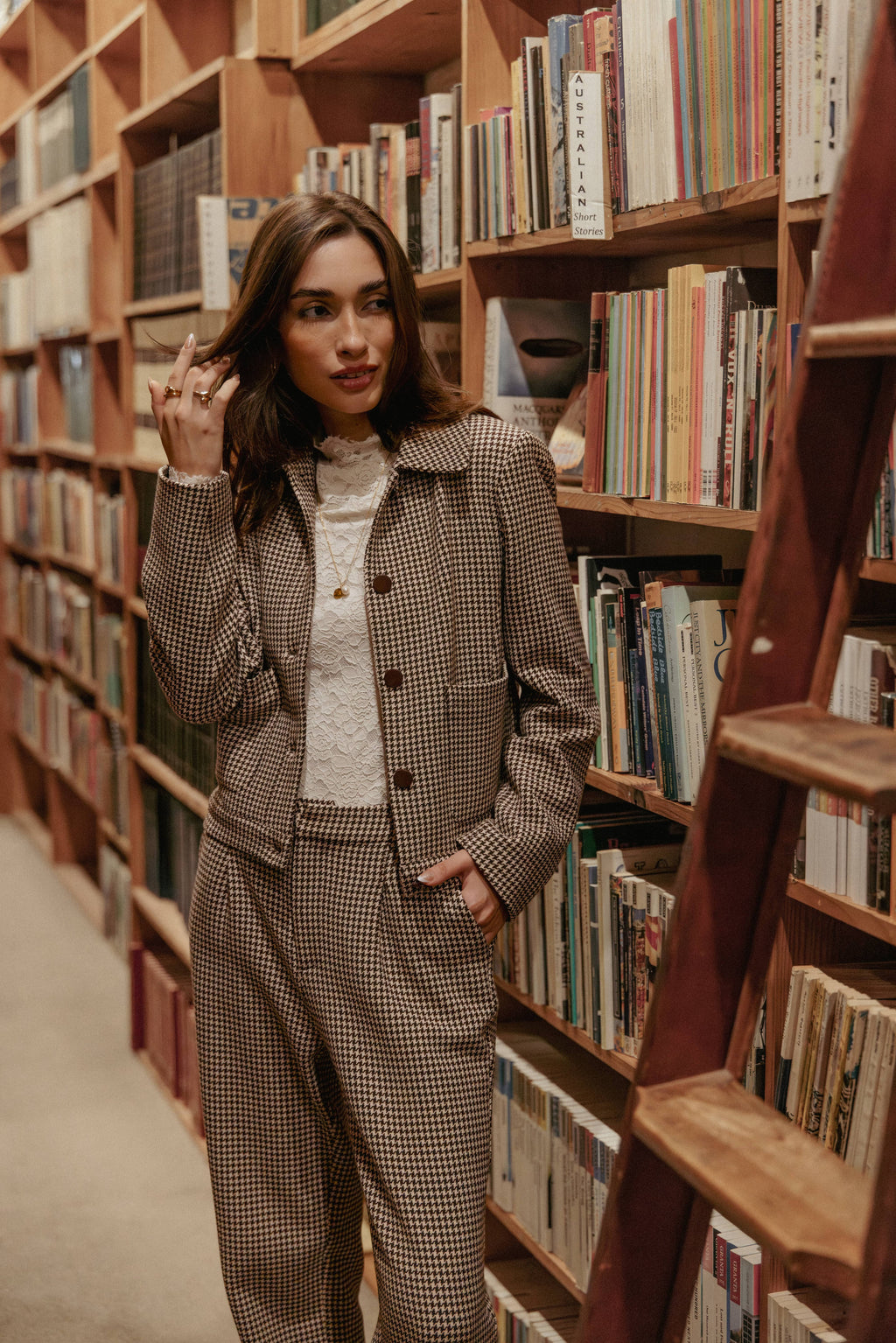 Crop Trucker Jacket - Brown Houndstooth