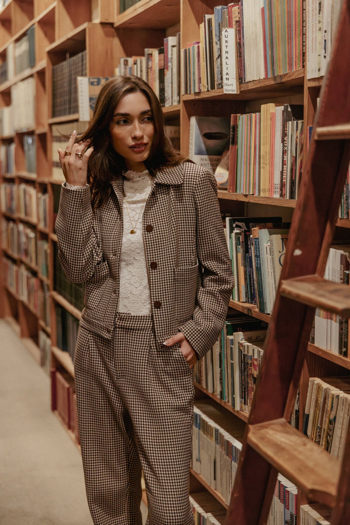 Crop Trucker Jacket - Brown Houndstooth